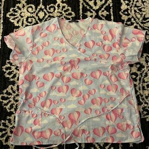 Size 2X Samantha Mara Pink Hearts and clouds Scrub Top